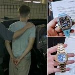A fake watch shop in Tsim Sha Tsui stole two watches worth a total of $4.6 million using “training tickets.” Two men were arrested.