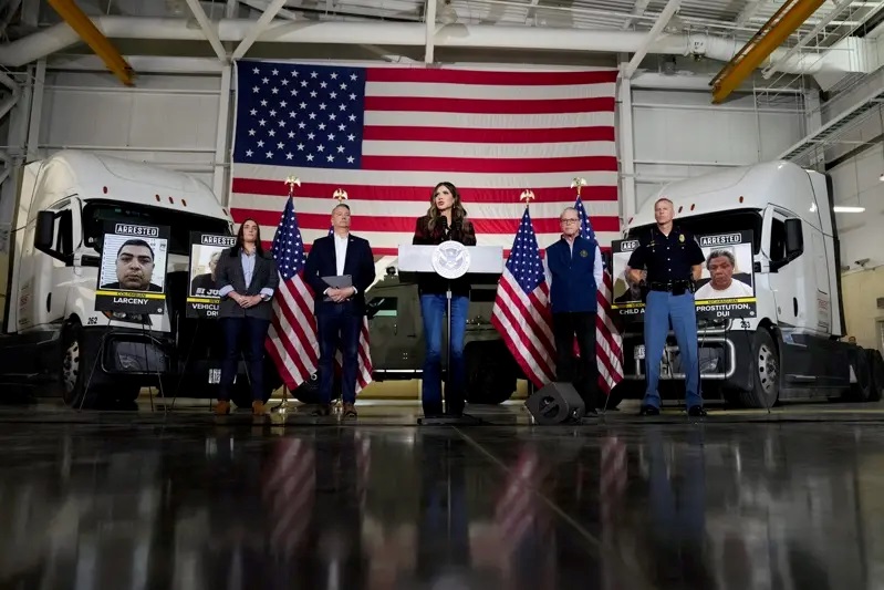 美国抓卡车司机