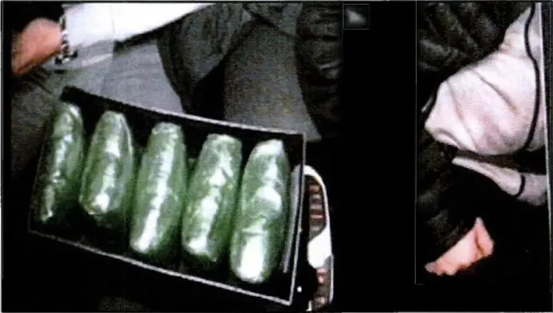 纽约亚裔警察贩毒